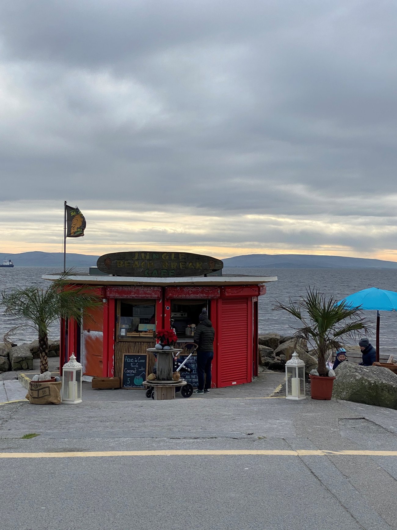 Coffee on the prom